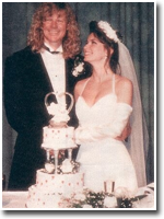 Shania Twain & Robert John “Mutt” Lange: свадебное фото, 28 декабря 1993 года